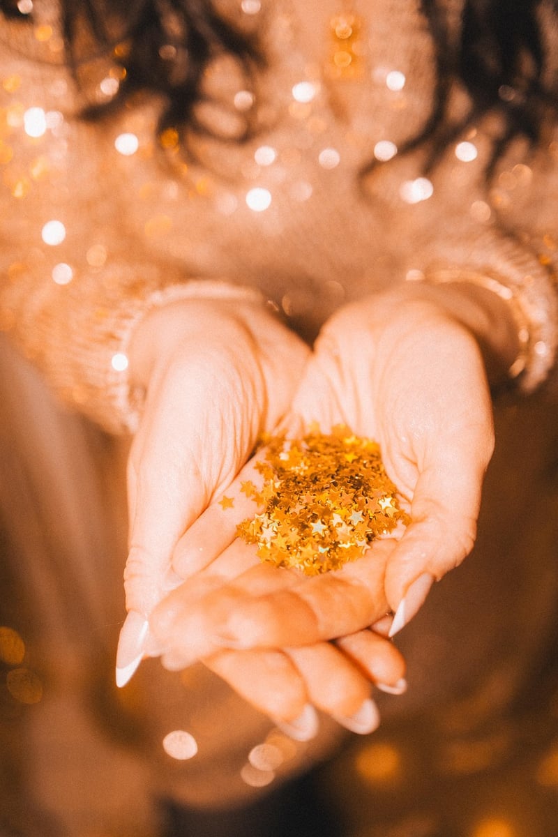 Eco-Friendly Holiday Accents